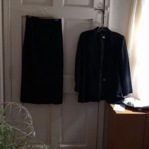 Latest Navy linen suit